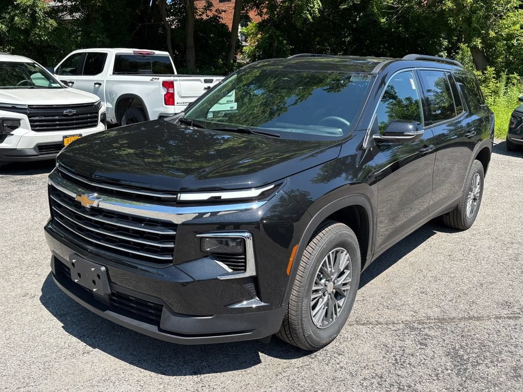 Used 2026 Chevrolet Traverse LT SUV