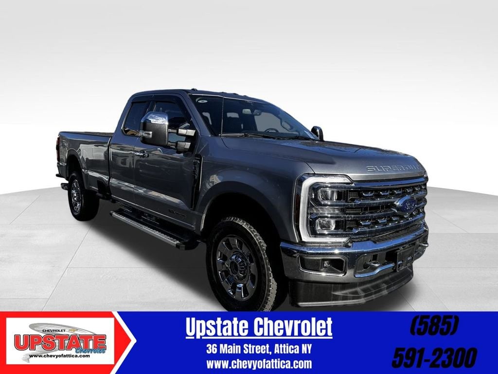 2024 Ford F-350 Super Duty Lariat's photo