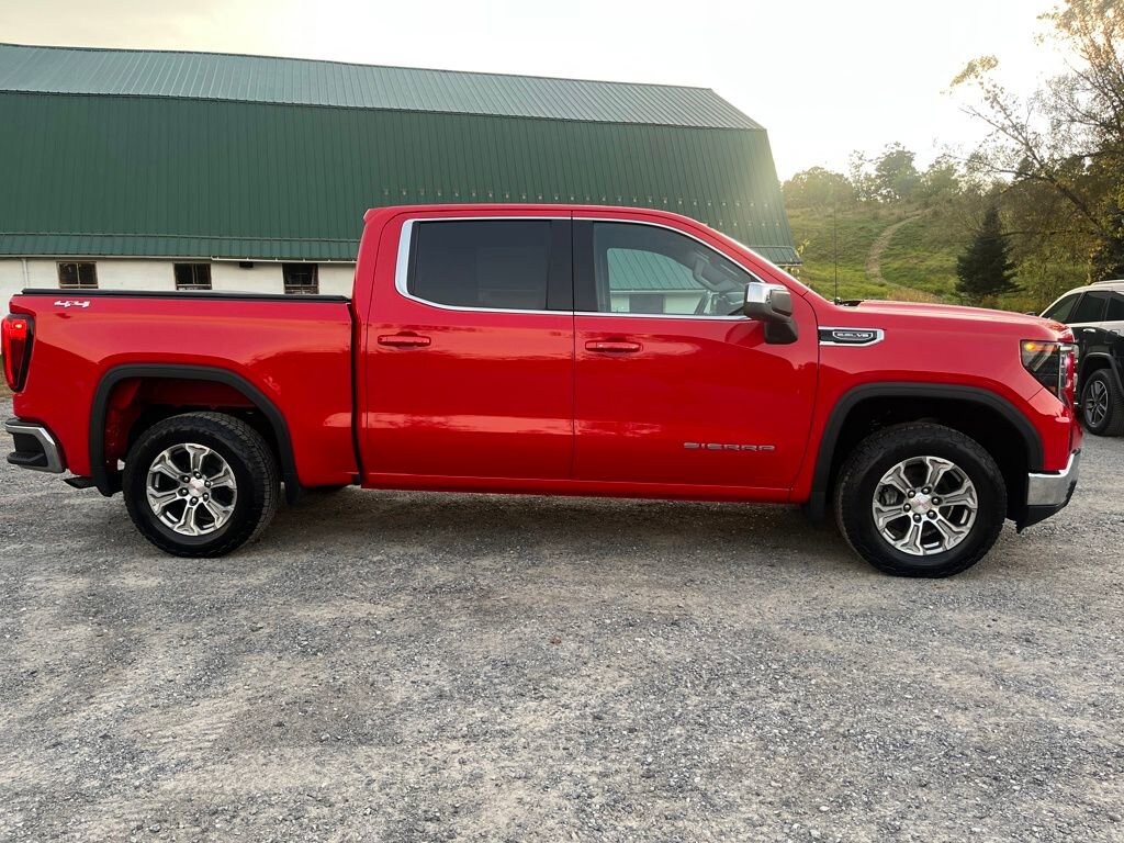 Used 2022 GMC Sierra 1500 SLE Truck Crew Cab