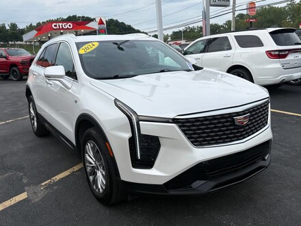 2024 CADILLAC XT4 Premium Luxury SUV