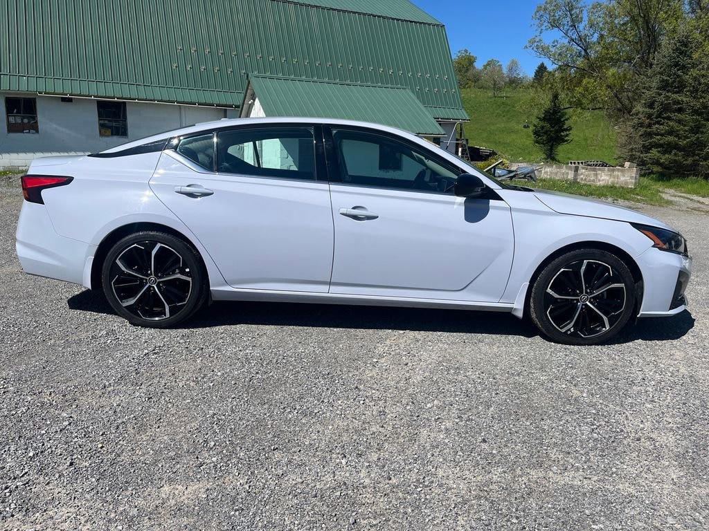 Used 2024 Nissan Altima 2.5 SR Sedan