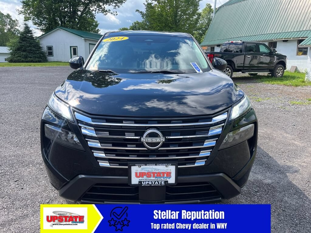 Used 2024 Nissan Rogue SV SUV