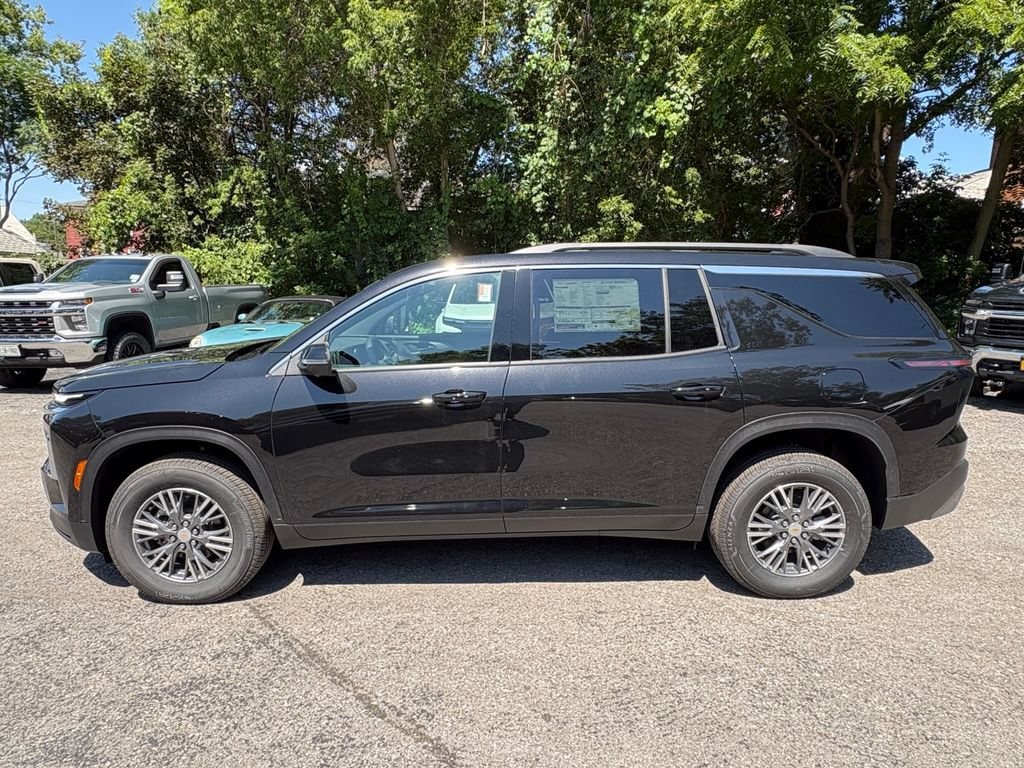 Used 2026 Chevrolet Traverse LT SUV