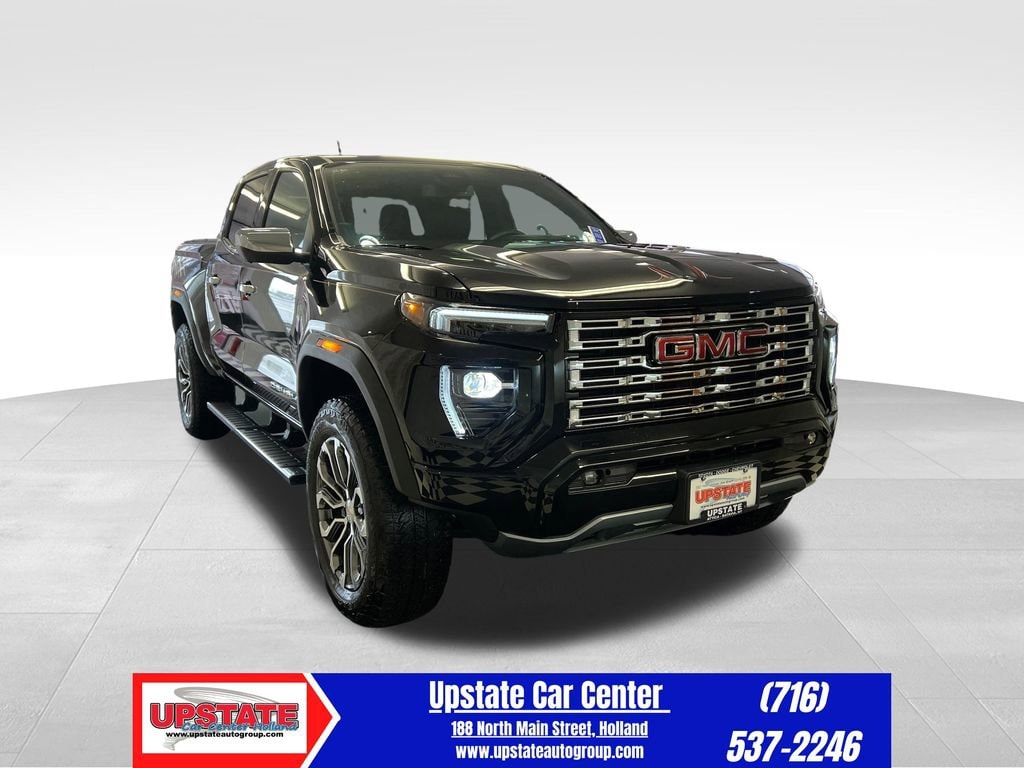 2025 GMC Canyon 4WD Denali Crew Cab Short Box's photo