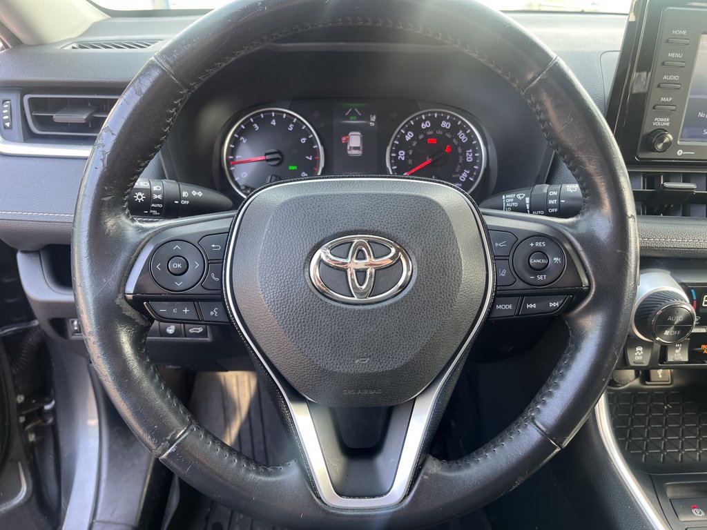 2021 Toyota RAV4 XLE - Photo 19