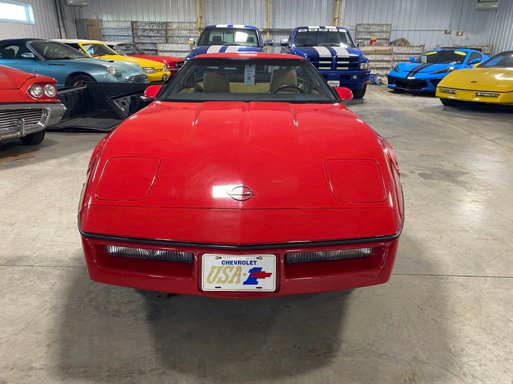 1987 Chevrolet Corvette Base photo 4