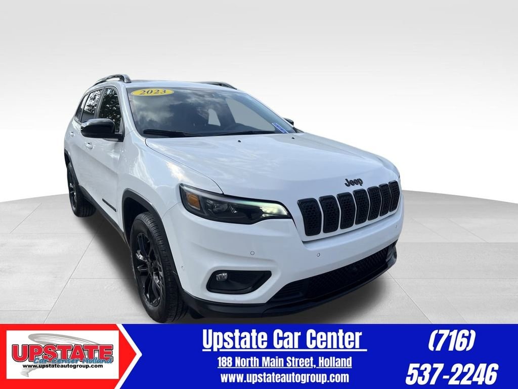 Used 2023 Jeep Cherokee Altitude Lux SUV