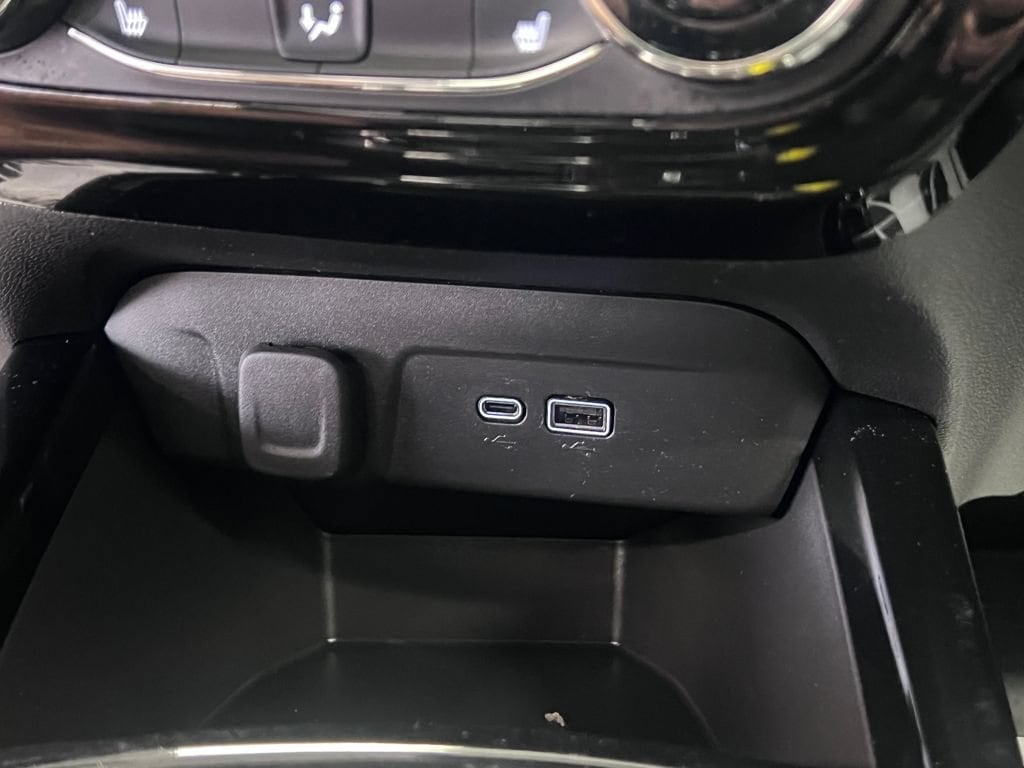2024 Chevrolet Trax RS - Photo 25