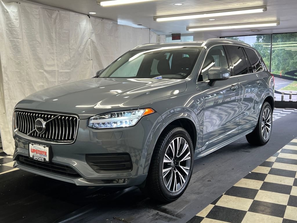 Used 2022 Volvo XC90 Momentum SUV