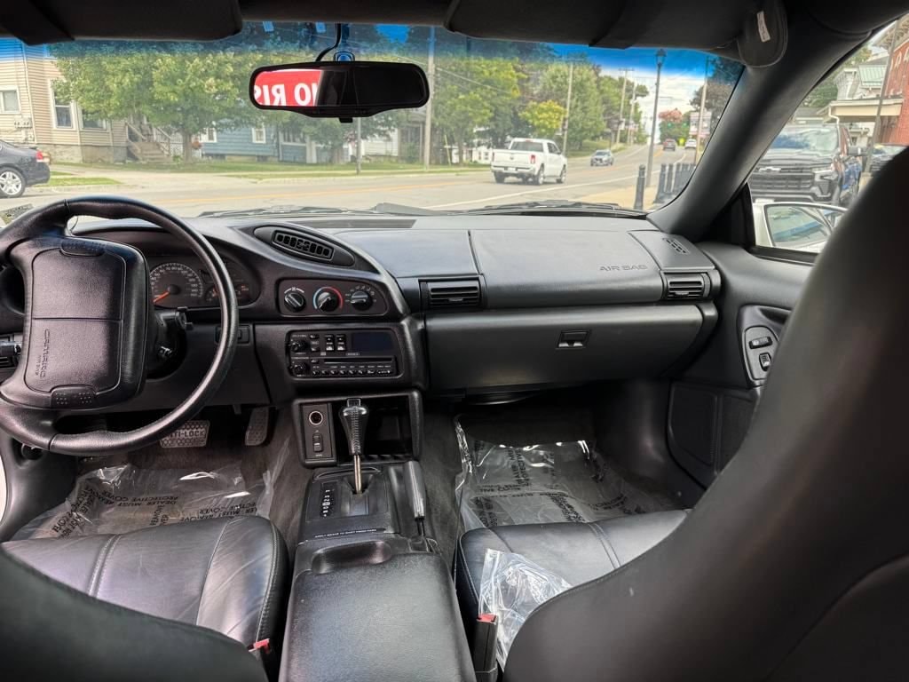 1995 Chevrolet Camaro - Photo 8