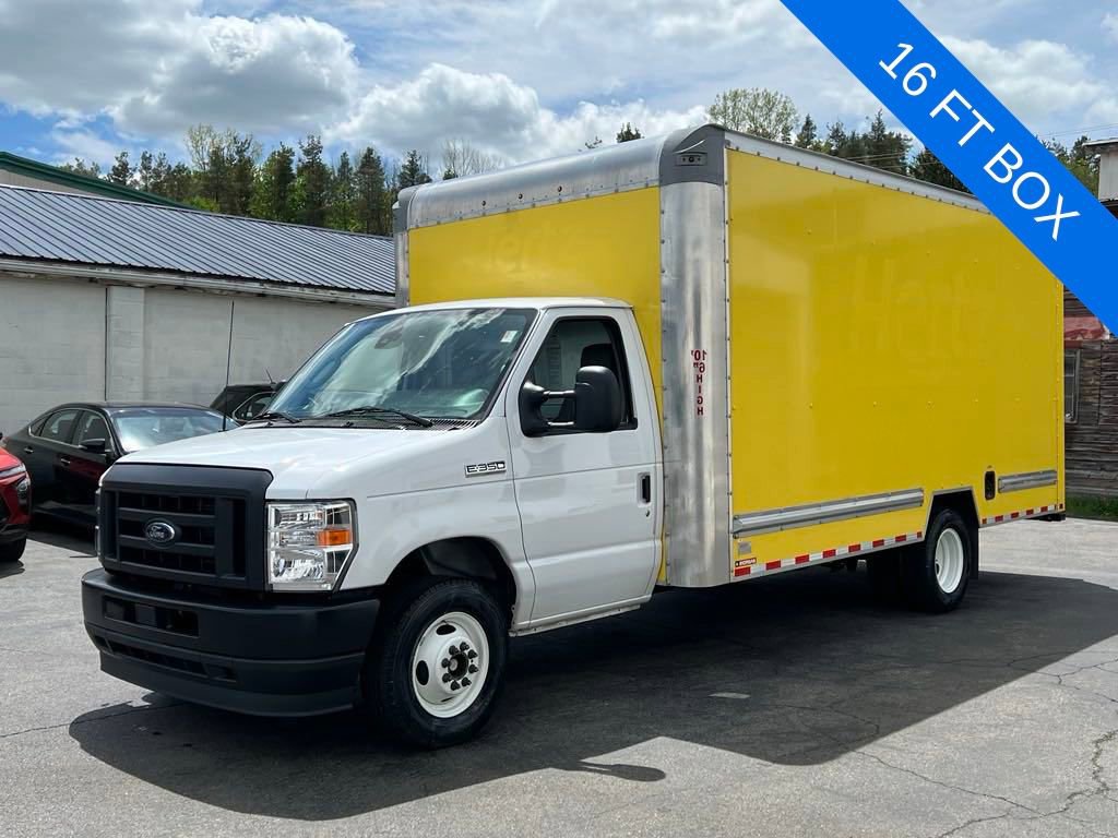 2023 Ford E-350 photo 4