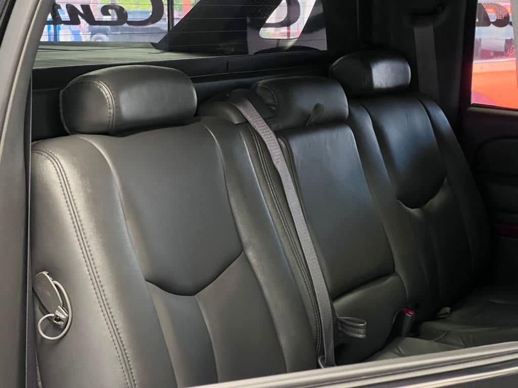 2004 Chevrolet Avalanche Base - Photo 88