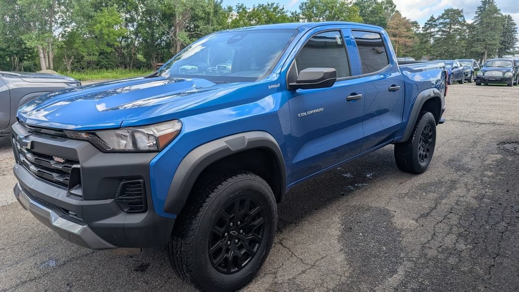 Used 2024 Chevrolet Colorado Trail Boss Truck Crew Cab