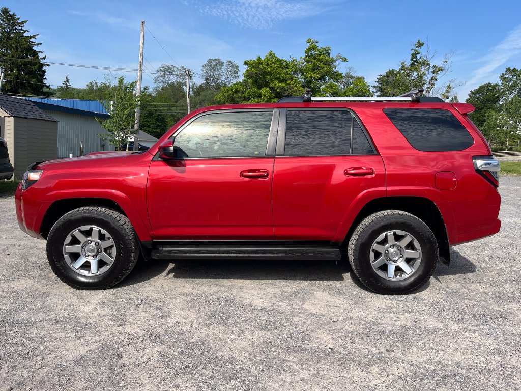2015 Toyota 4Runner Limited - Photo 13