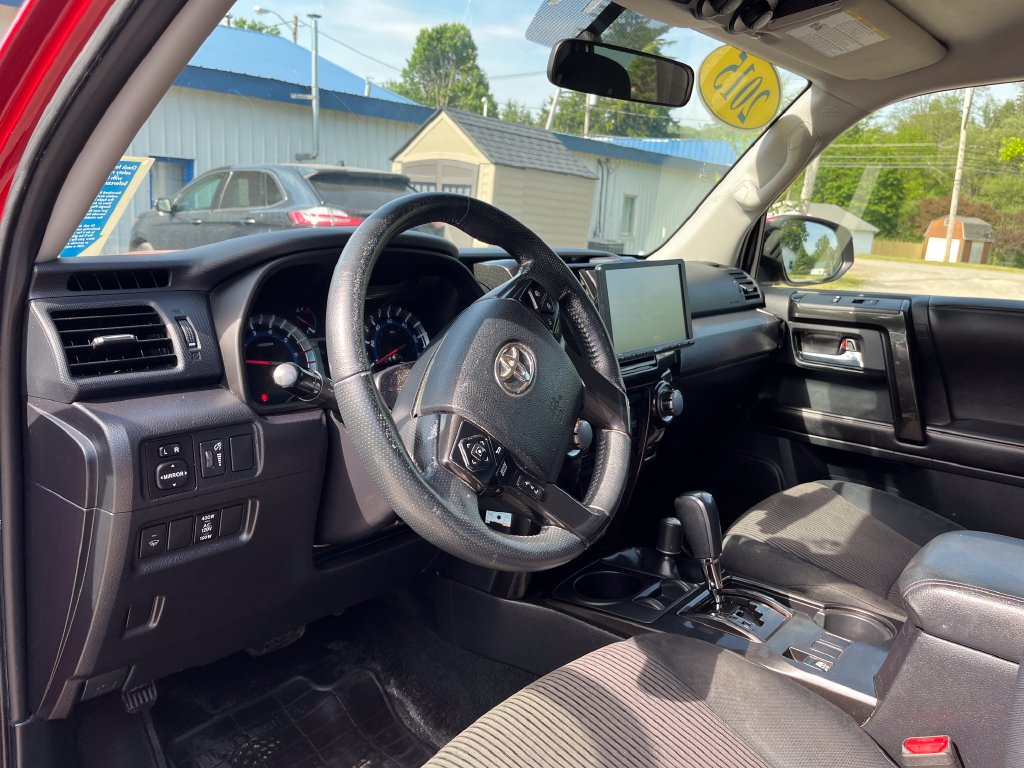 2015 Toyota 4Runner Limited - Photo 8