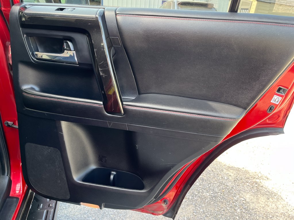 2015 Toyota 4Runner Limited - Photo 31