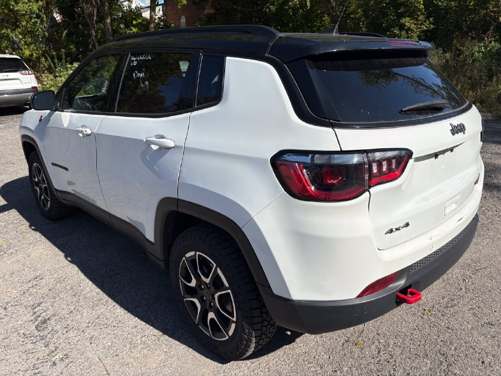 2025 Jeep Compass Trailhawk - Photo 6