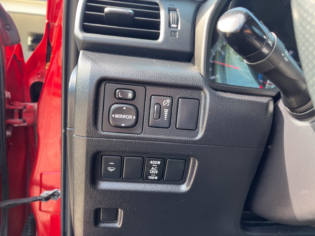 2015 Toyota 4Runner Limited - Photo 15