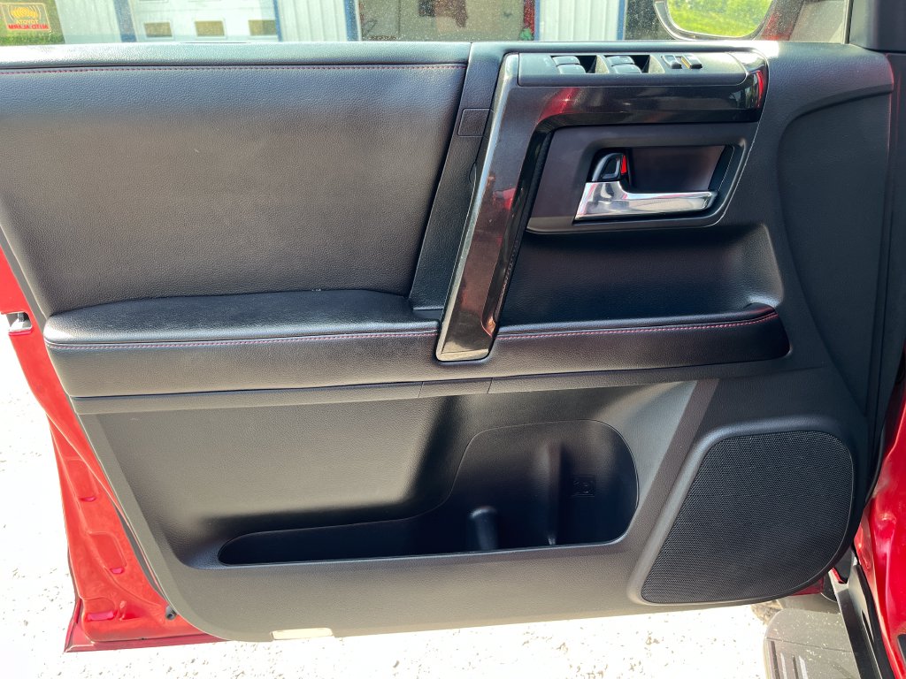 2015 Toyota 4Runner Limited - Photo 35