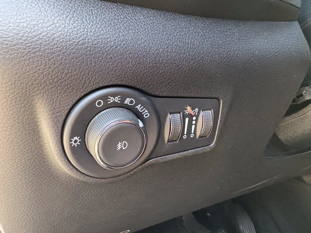 2025 Jeep Compass Trailhawk - Photo 11