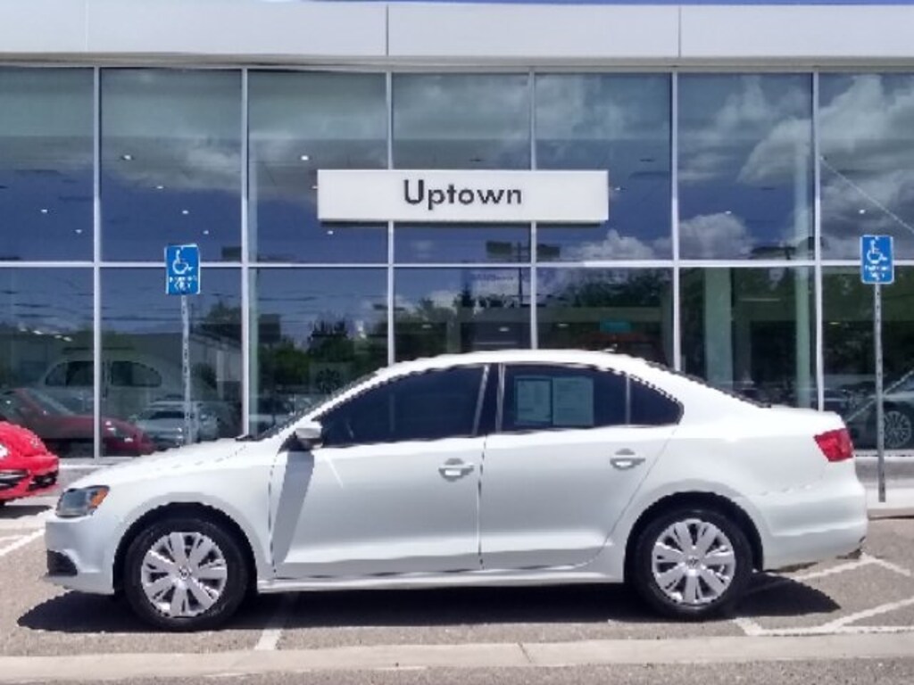 Used 2014 Volkswagen Jetta 1.8T SE Sedan
