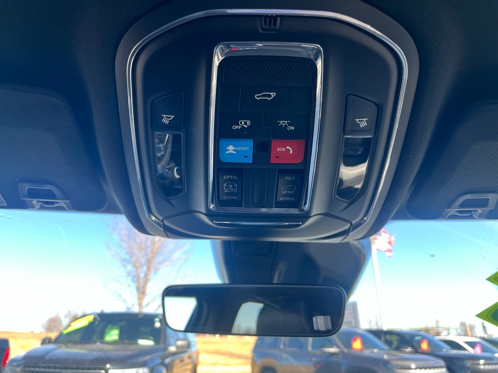 2025 Jeep Grand Cherokee L Altitude - Photo 14