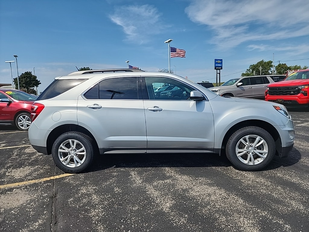 Used 2017 Chevrolet Equinox LT with VIN 2GNALCEK7H1590695 for sale in Slinger, WI