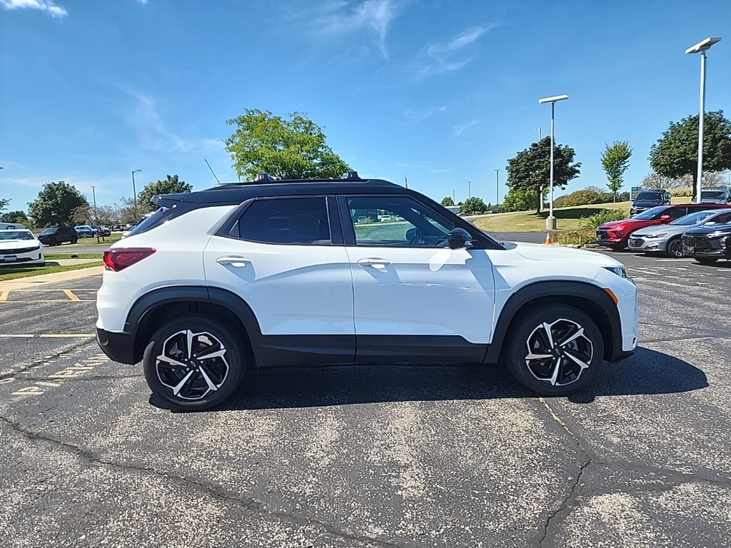 Used 2022 Chevrolet Trailblazer RS with VIN KL79MTSL7NB035163 for sale in Slinger, WI