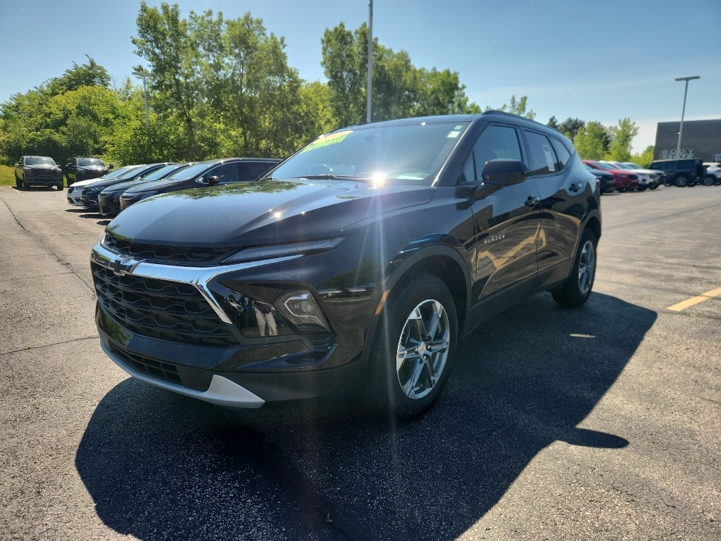2024 Chevrolet Blazer 2.0T 2LT AWD's photo