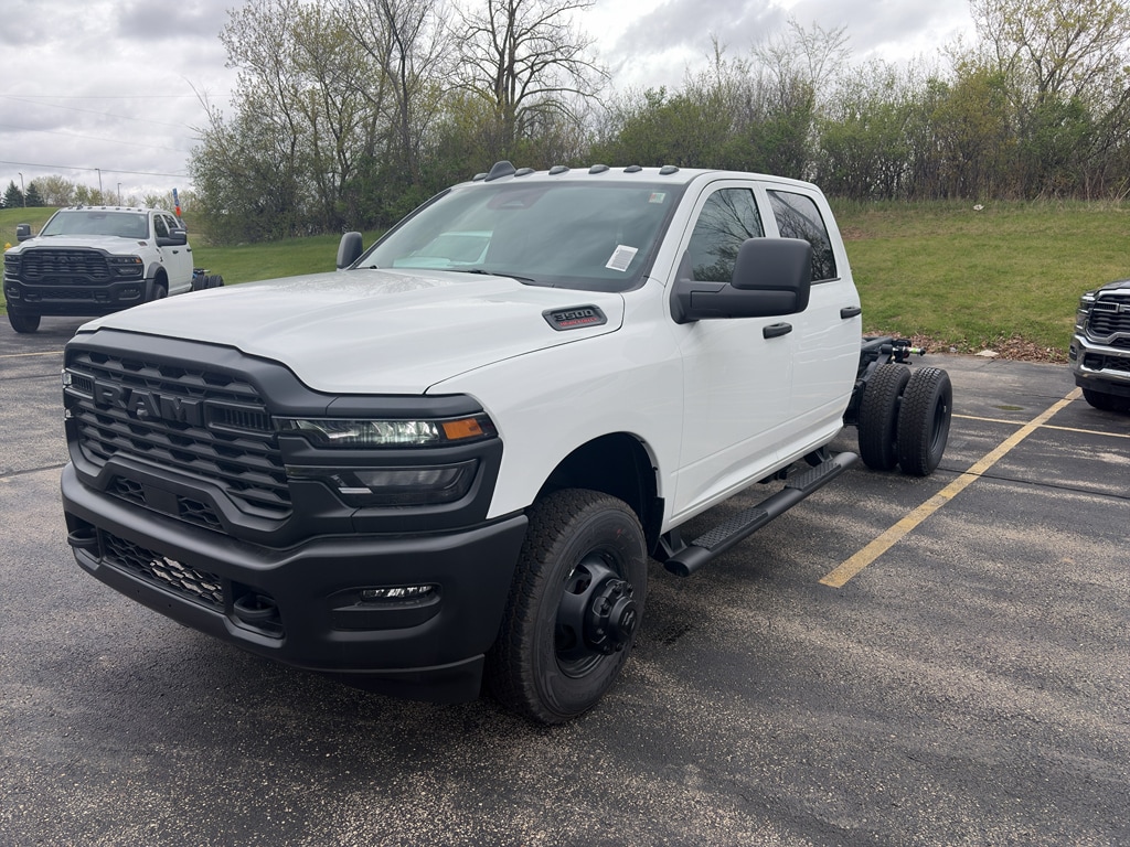 2026 RAM 3500 Tradesman 4X4 Crew Cab's photo