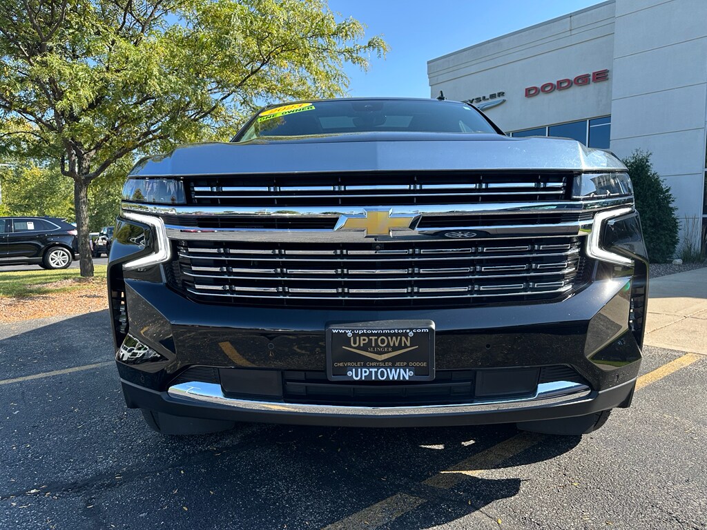 2023 Chevrolet Suburban Premier photo 4