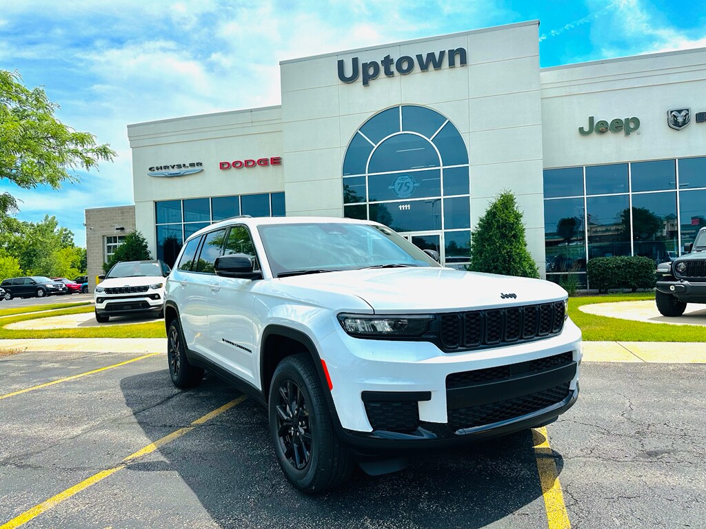 2025 Jeep Grand Cherokee Altitude X photo 2