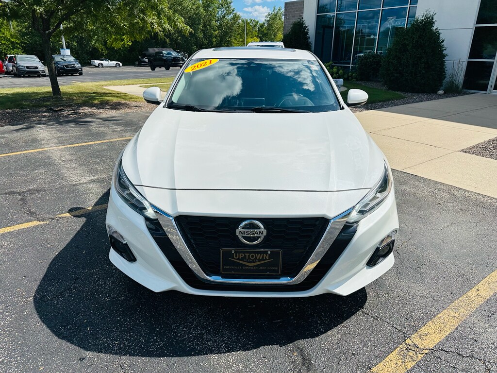 2021 Nissan Altima 2.5 Platinum photo 3