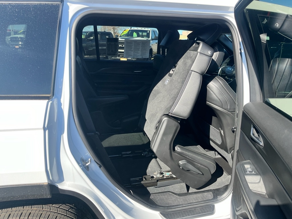 2025 Jeep Grand Cherokee L Altitude - Photo 18