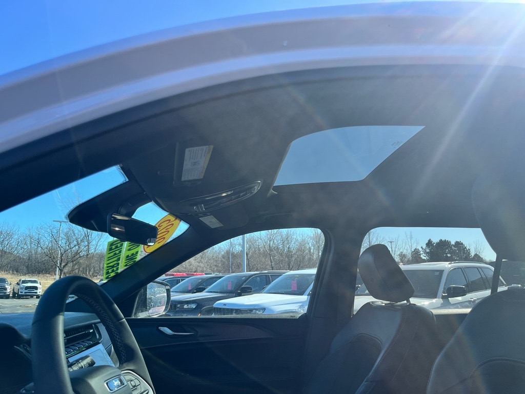 2025 Jeep Grand Cherokee L Altitude - Photo 23