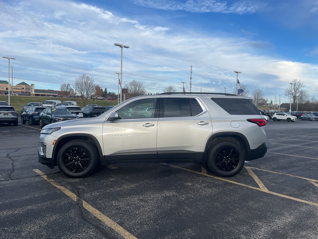 Used 2022 Chevrolet Traverse LT Cloth Sport Utility