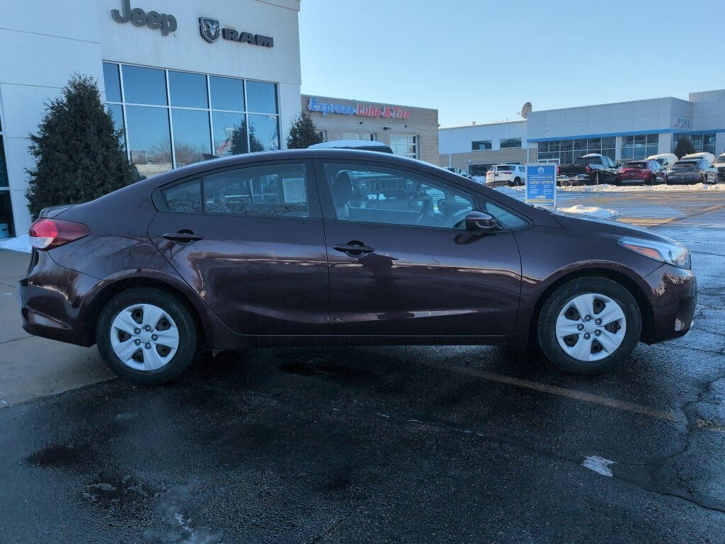 Used 2017 Kia Forte LX Sedan