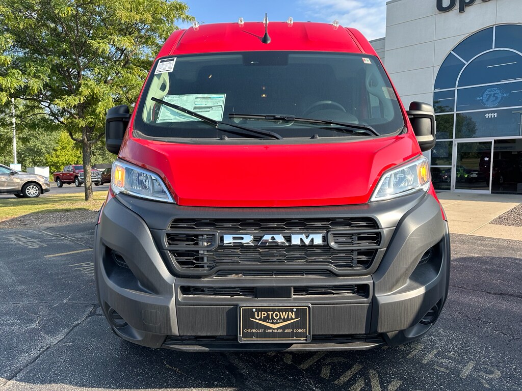 2025 Ram ProMaster 2500 Cargo Van photo 3