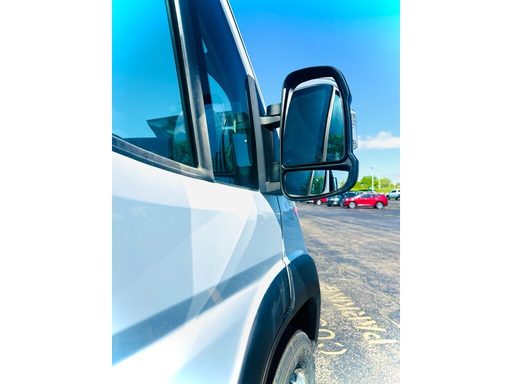 2025 Ram ProMaster 2500 photo 3