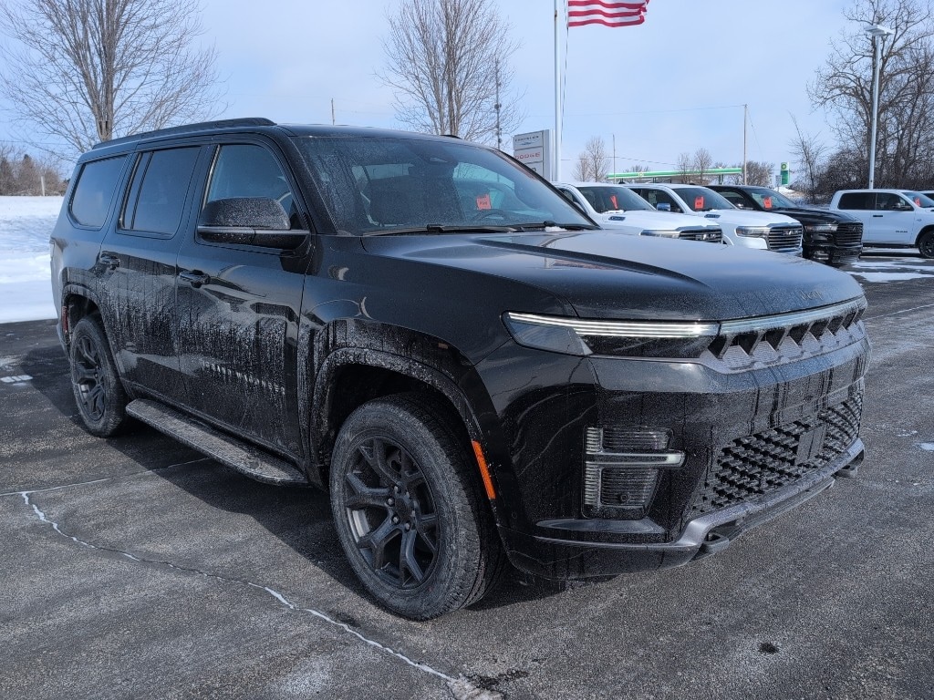 New 2026 Jeep Grand Wagoneer Limited Altitude Sport Utility