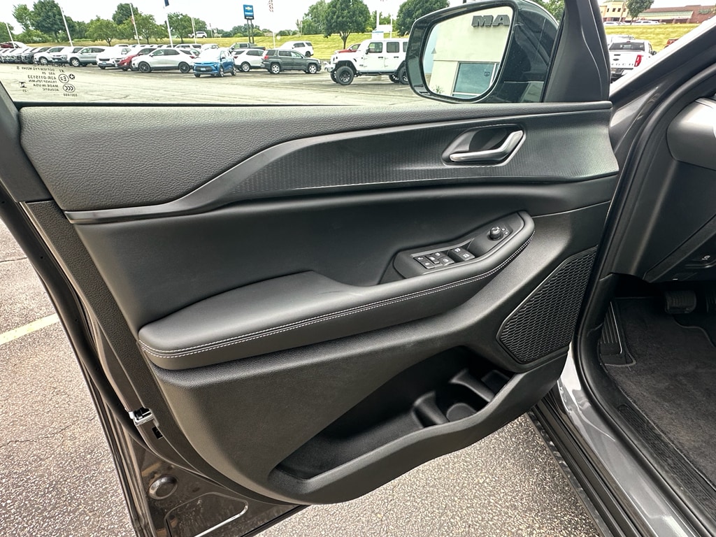 2025 Jeep Grand Cherokee L Altitude - Photo 11