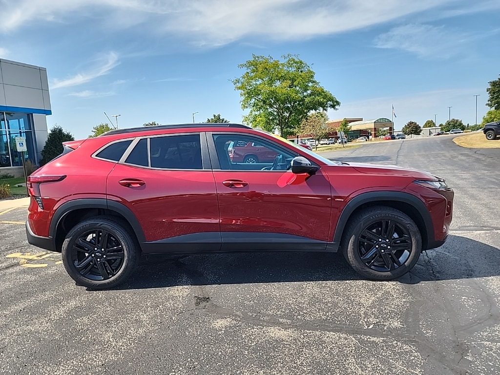 Used 2024 Chevrolet Trax Activ with VIN KL77LKE28RC056143 for sale in Slinger, WI