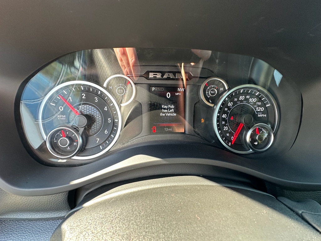 2026 RAM 3500 Tradesman - Photo 17