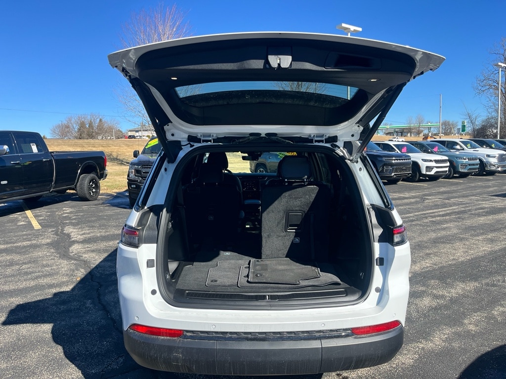2025 Jeep Grand Cherokee L Altitude - Photo 20