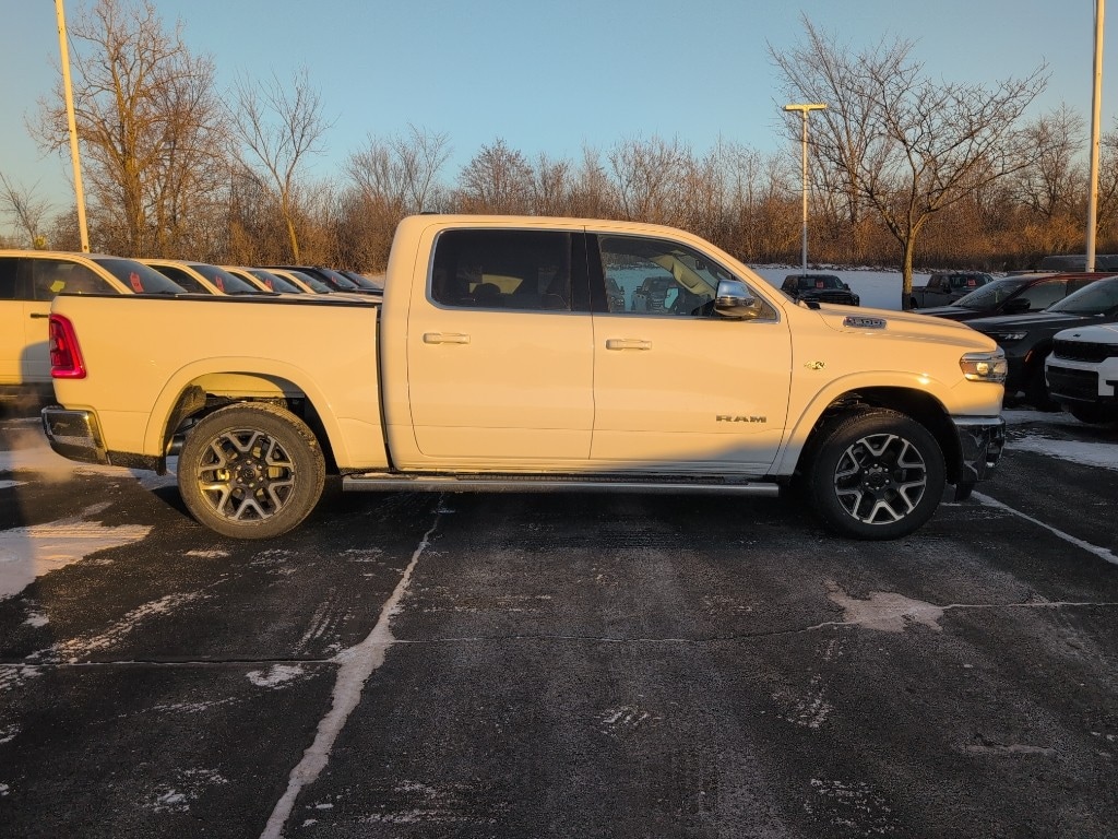 New 2026 Ram 1500 LARAMIE CREW CAB 4X4 5'7 BOX Pickup