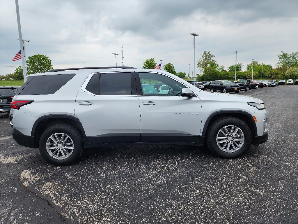 Used 2022 Chevrolet Traverse 3LT with VIN 1GNEVHKW5NJ112390 for sale in Slinger, WI