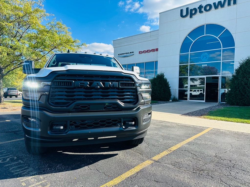 2026 Ram 3500 Tradesman photo 3