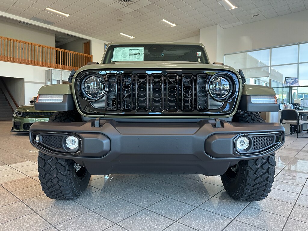 2025 Jeep Gladiator Willys photo 3