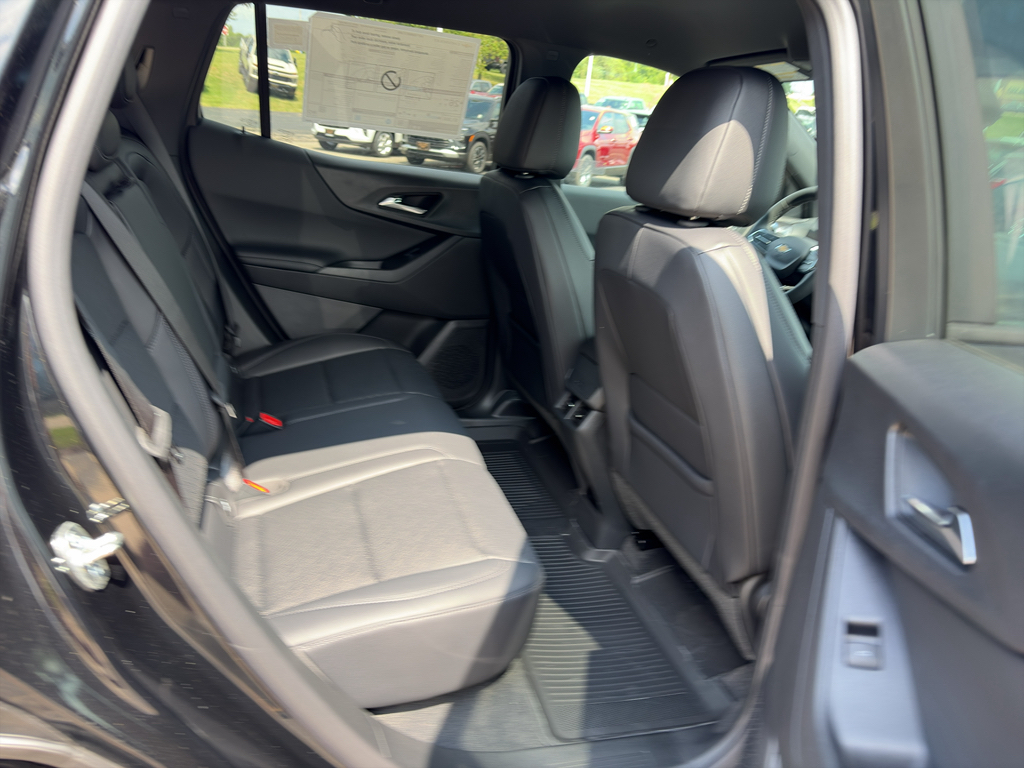 2027 Chevrolet Equinox LT - Photo 15