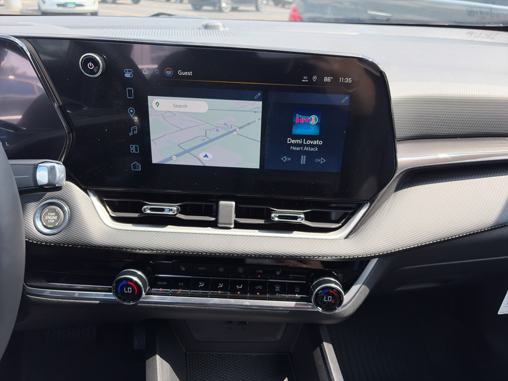 2027 Chevrolet Equinox LT - Photo 12
